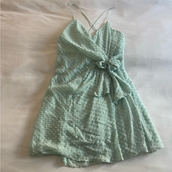 NWT Alice + Olivia Light Mint Blue Textured Wrap Mini Dress - Picture 3 of 6